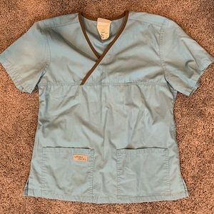 Urbane small scrub top